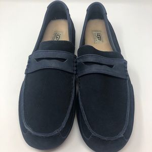 UGG Australia Men’s Size 15 Navy Moccasin